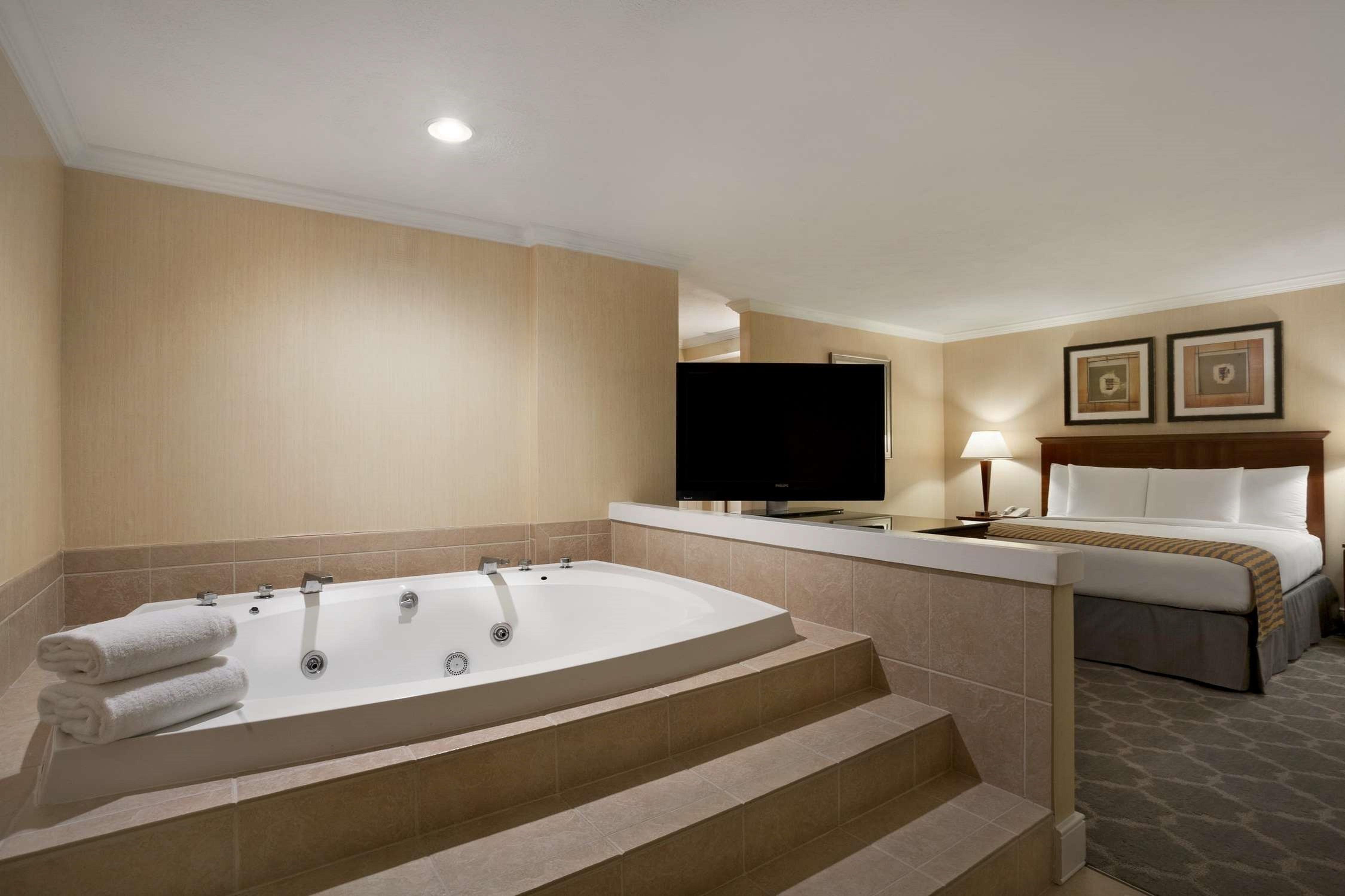 Doubletree By Hilton Hotel Salt Lake City Airport Buitenkant foto