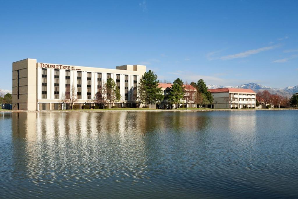 Doubletree By Hilton Hotel Salt Lake City Airport Buitenkant foto